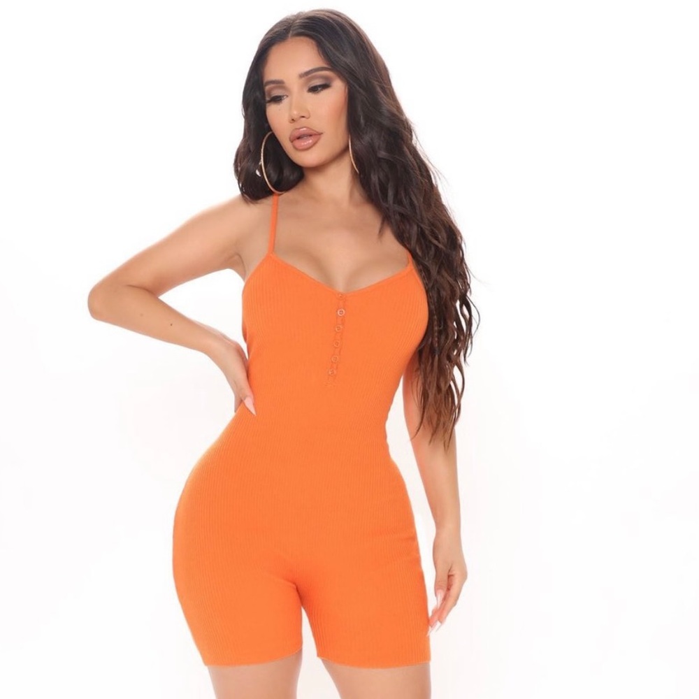 KNIT ORANGE ROMPER